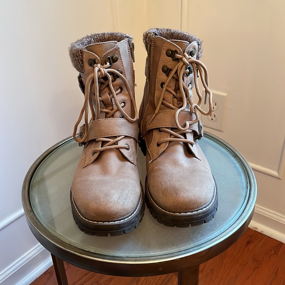 Womens Cliffs by White Mountain Marlee Faux Suede Combat & Lace Up Boot Size 9 - Picture 3 of 6